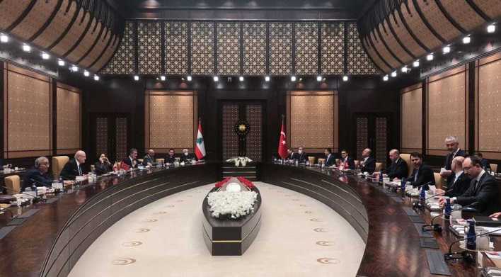 أردوغان يجدد تأكيد وقوف بلاده إلى جانب لبنان