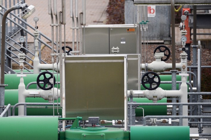 أوكرانيا تشتري الغاز الروسي من هنغاريا